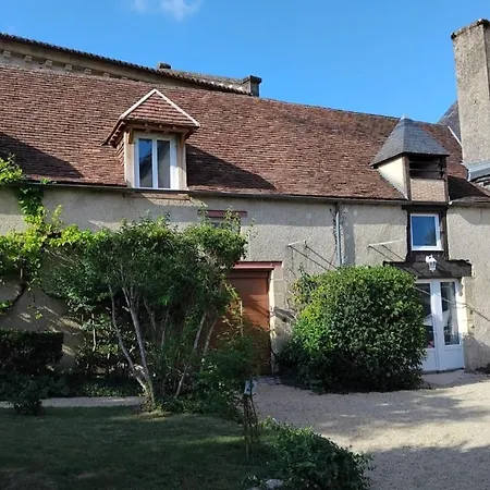 La Demeure Du Choeur - Chambre Jardin D'Hiver Bed and Breakfast 3*