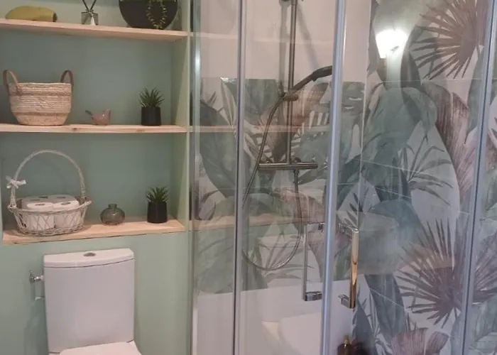 Bed & Breakfast La Demeure Du Choeur - Jardin D'hiver 3*